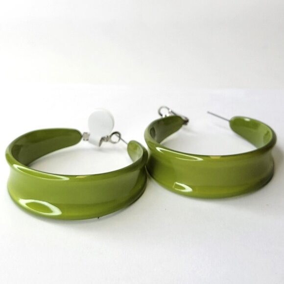 Bright Green Bakelite Chunky Hoop Earrings - Picture 3 of 5